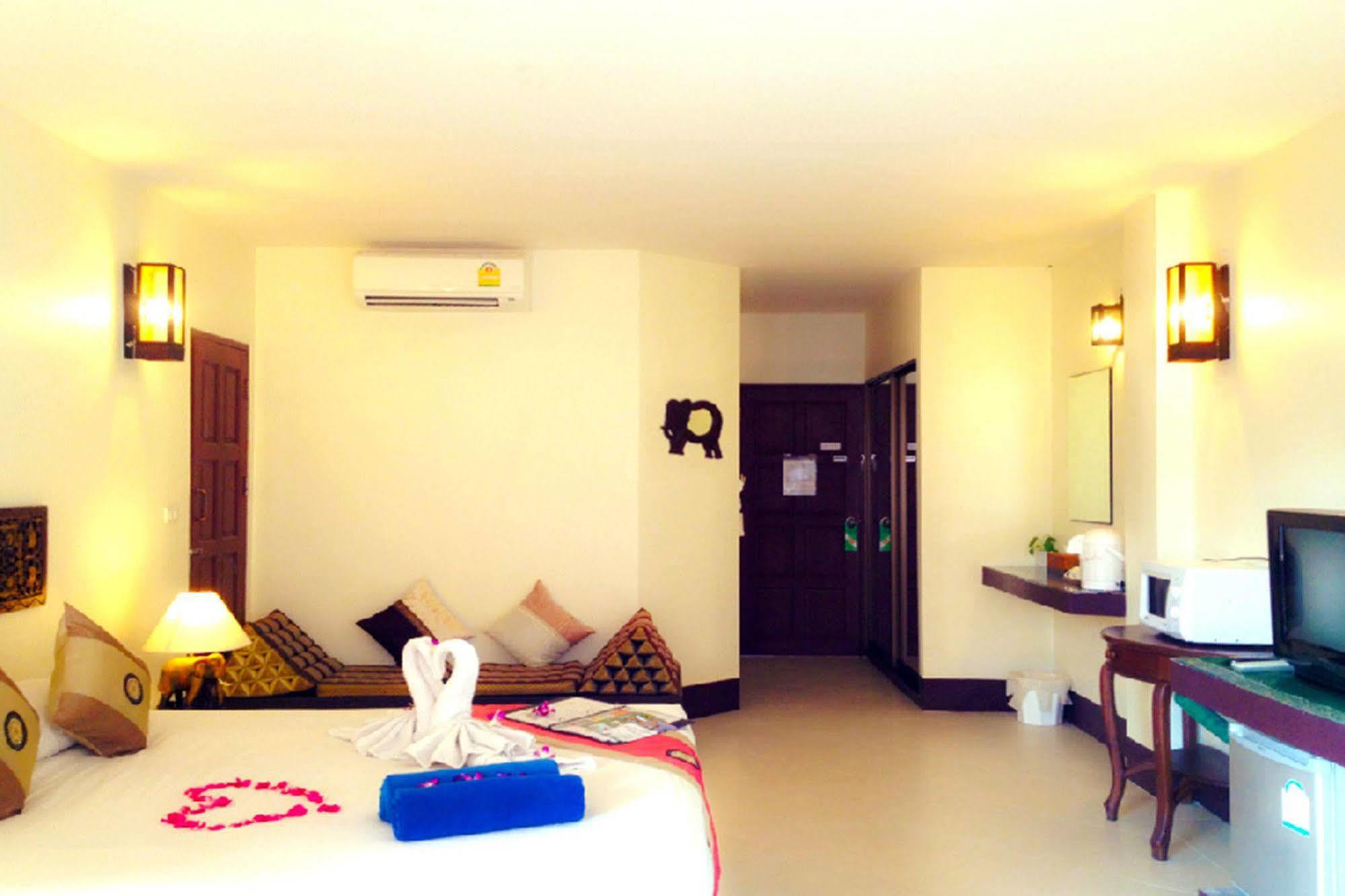 Seascape Resort Chaweng Beach